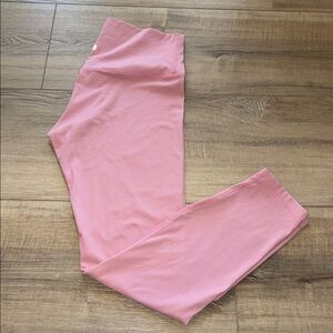 Hey Nuts Dusty Pink Women’s Leggings No Size Tag but best for a Small. Very soft
